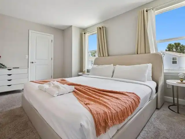 Listing Photo 16