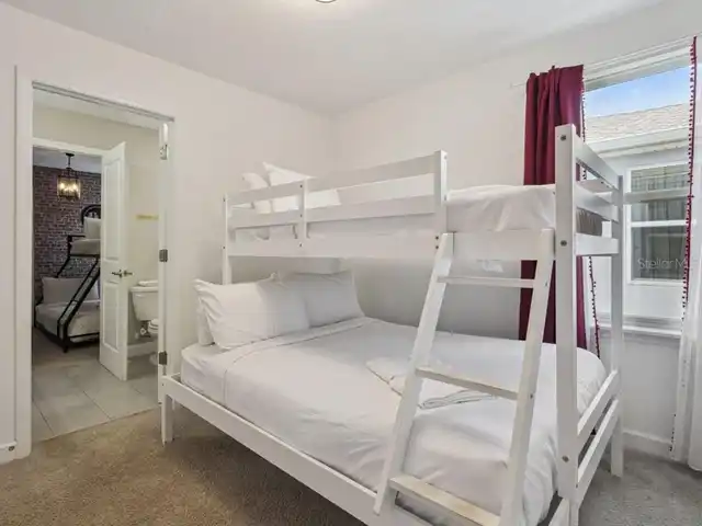 Listing Photo 25