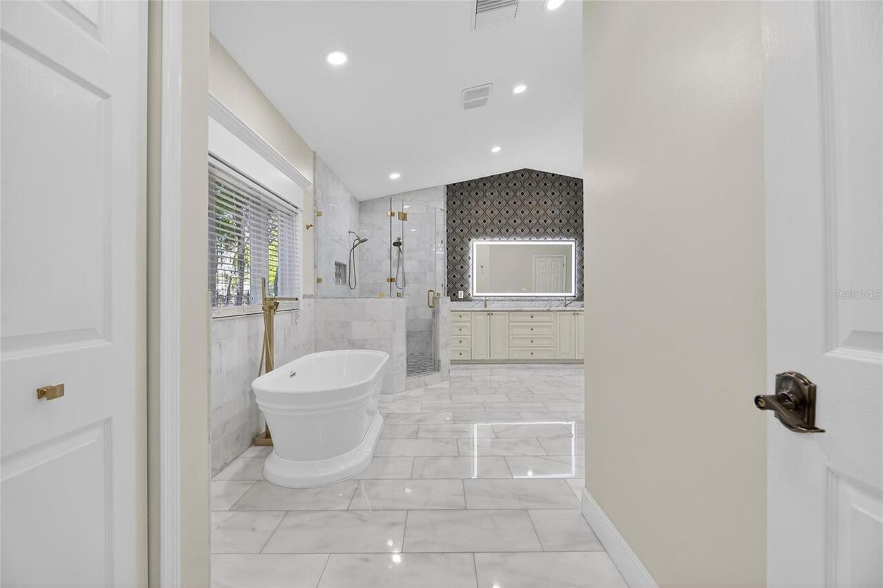 Listing Photo 33