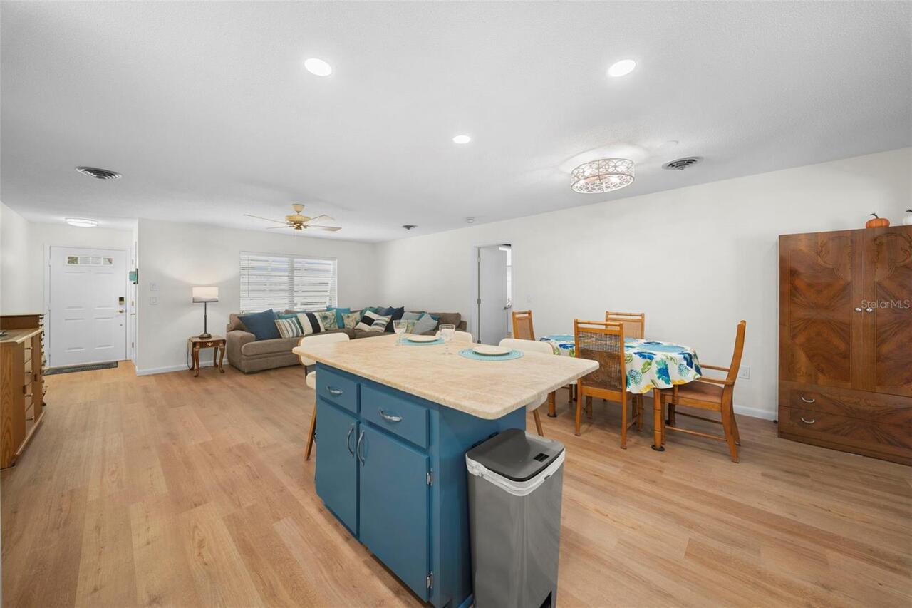Listing Photo 7