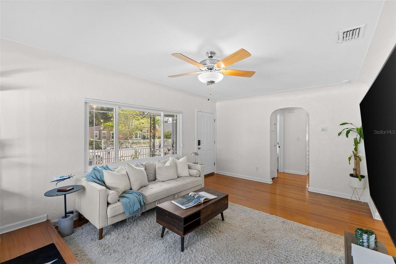Listing Photo 9