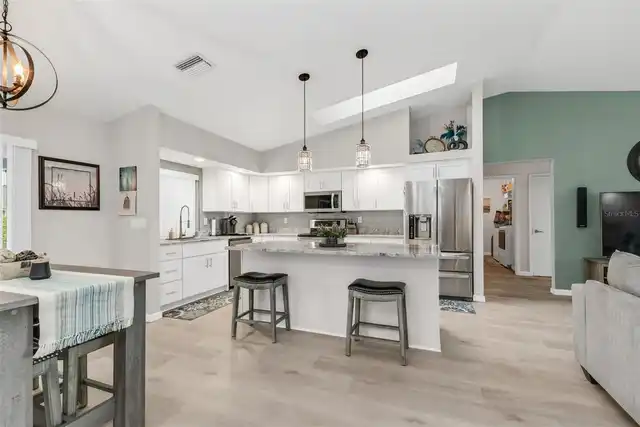 Listing Photo 19
