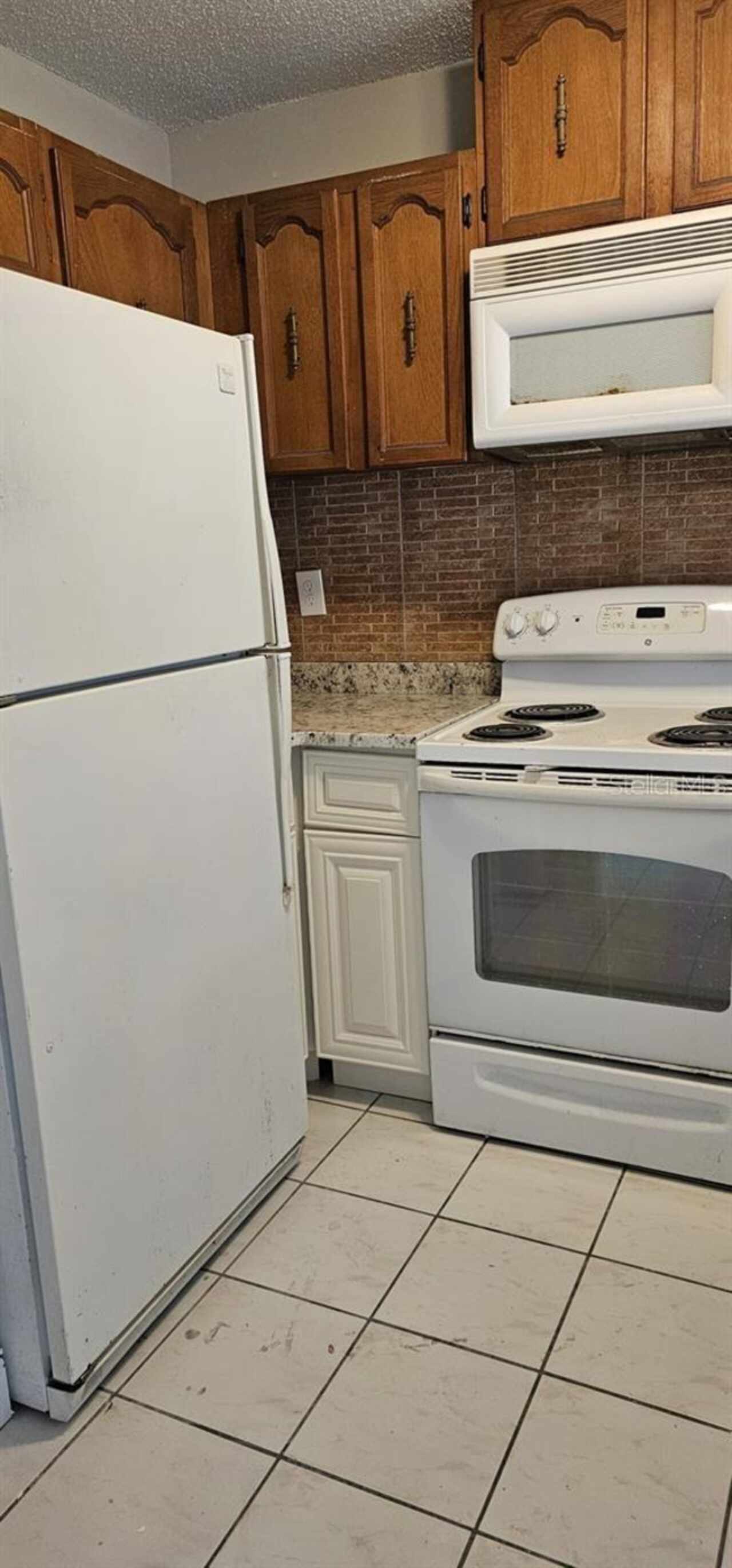 Listing Photo 5