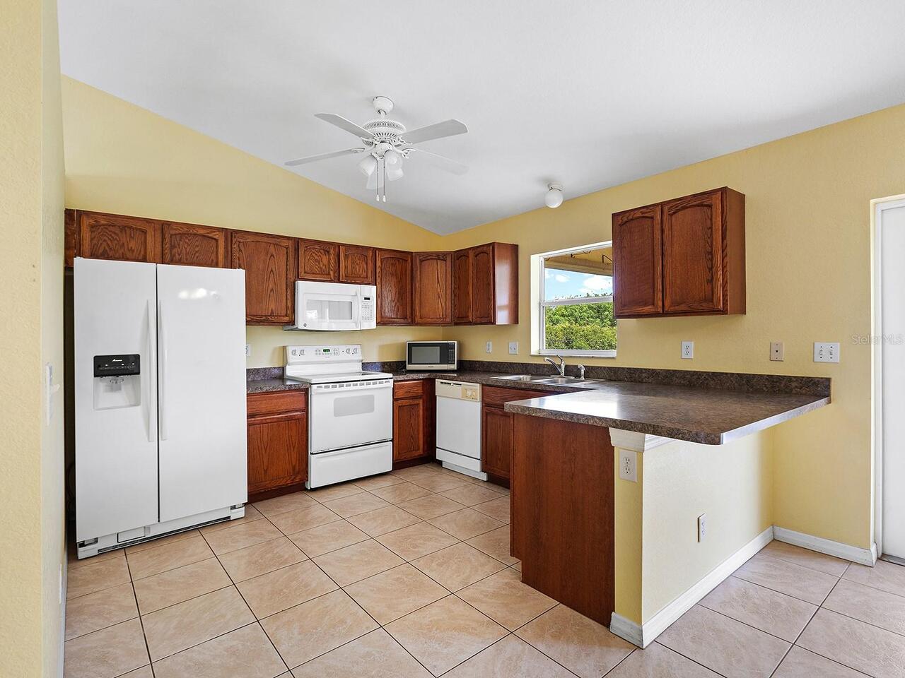 Listing Photo 7