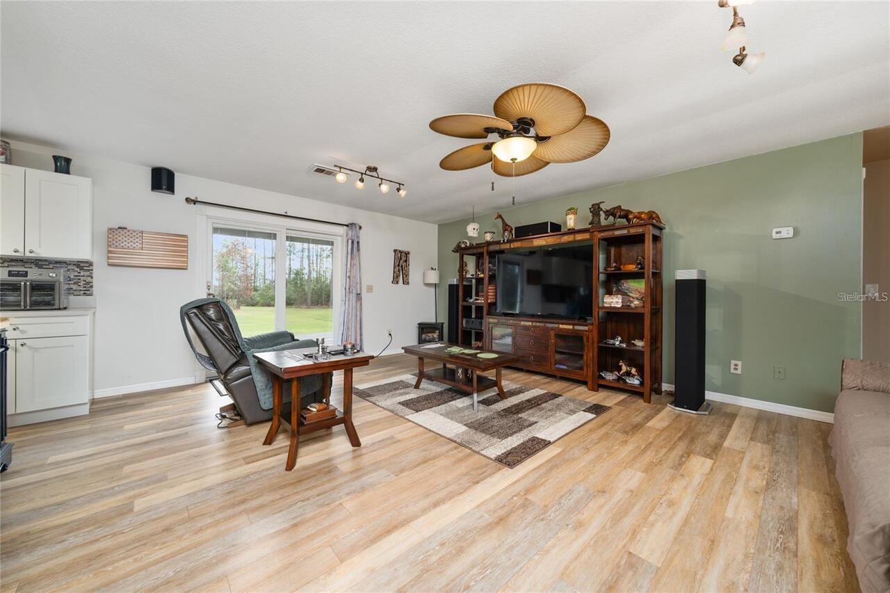 Listing Photo 13