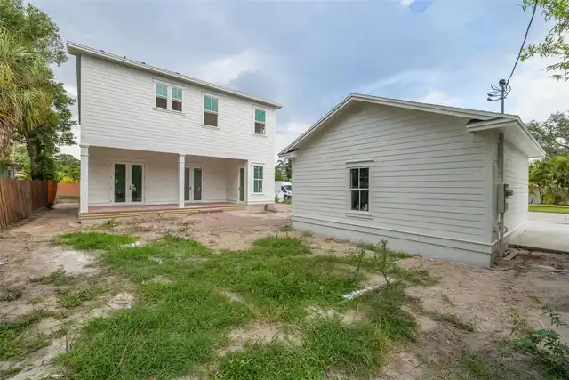 Listing Photo 6