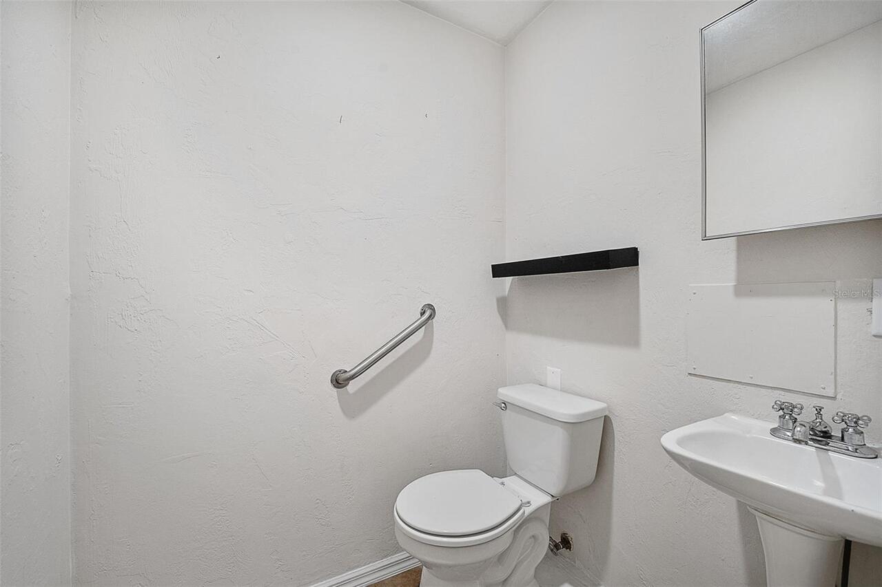 Listing Photo 23