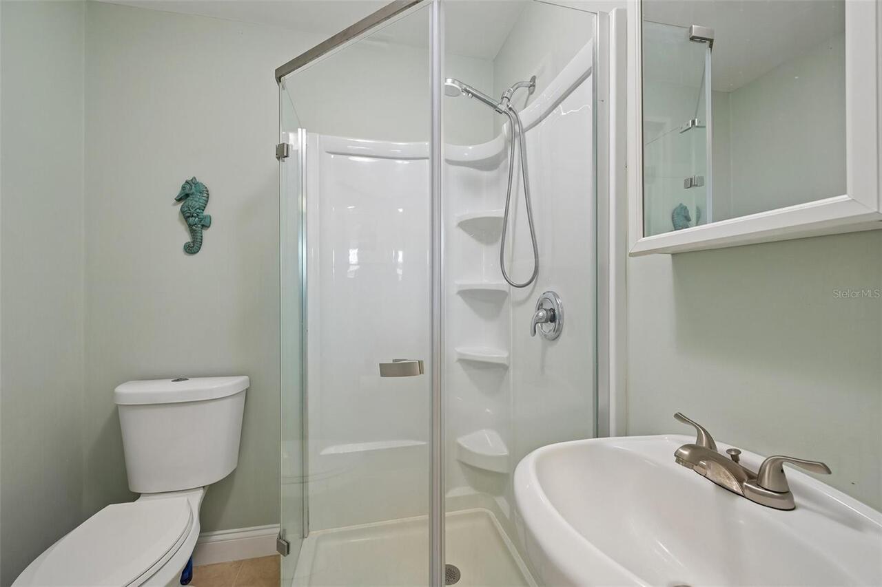 Listing Photo 10