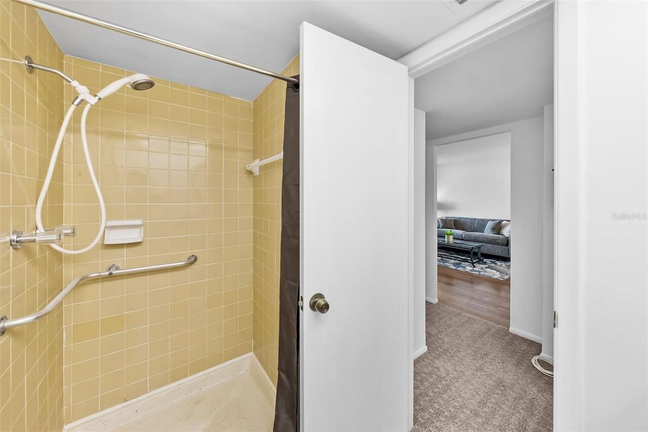 Listing Photo 25