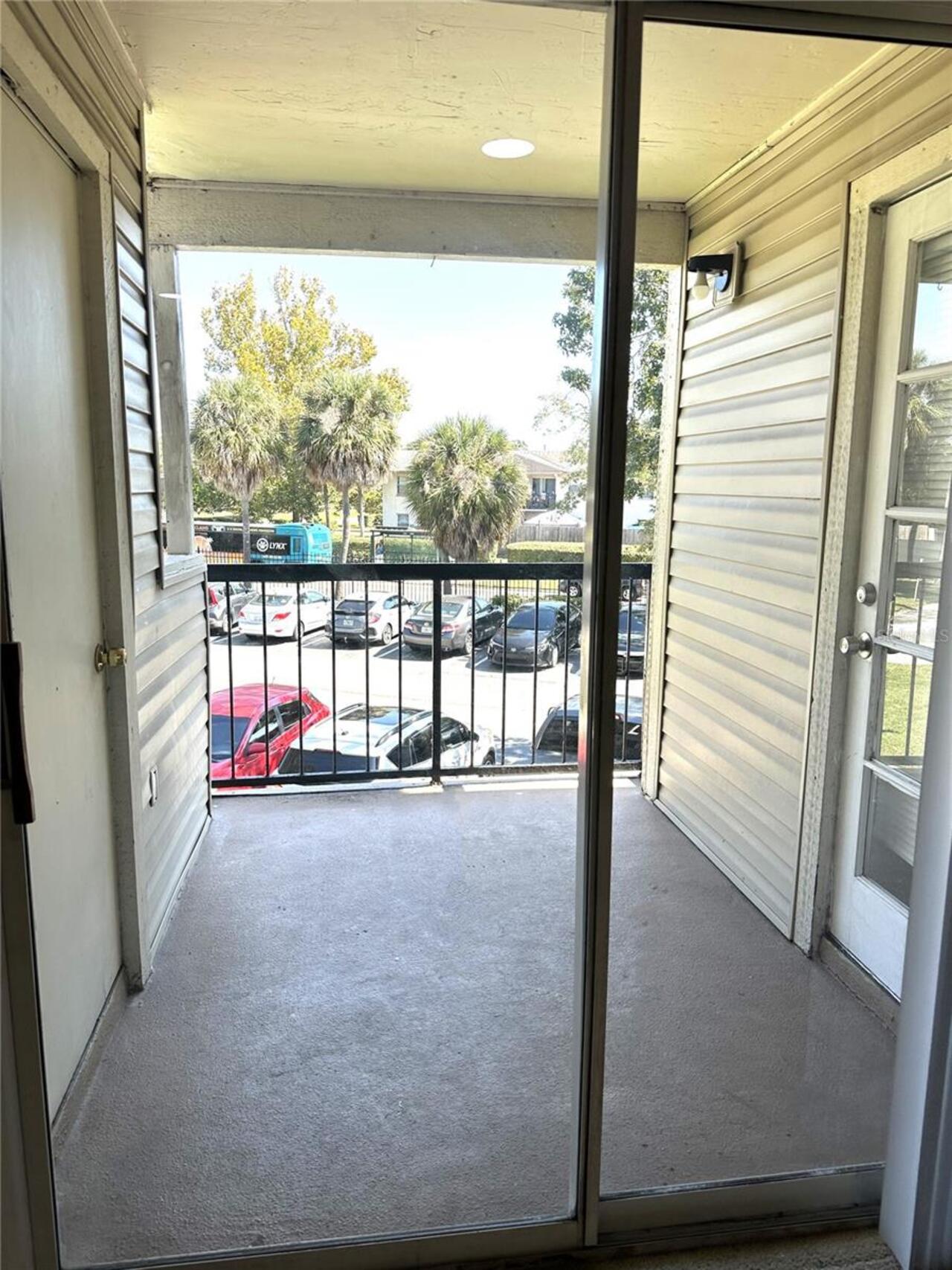Listing Photo 14