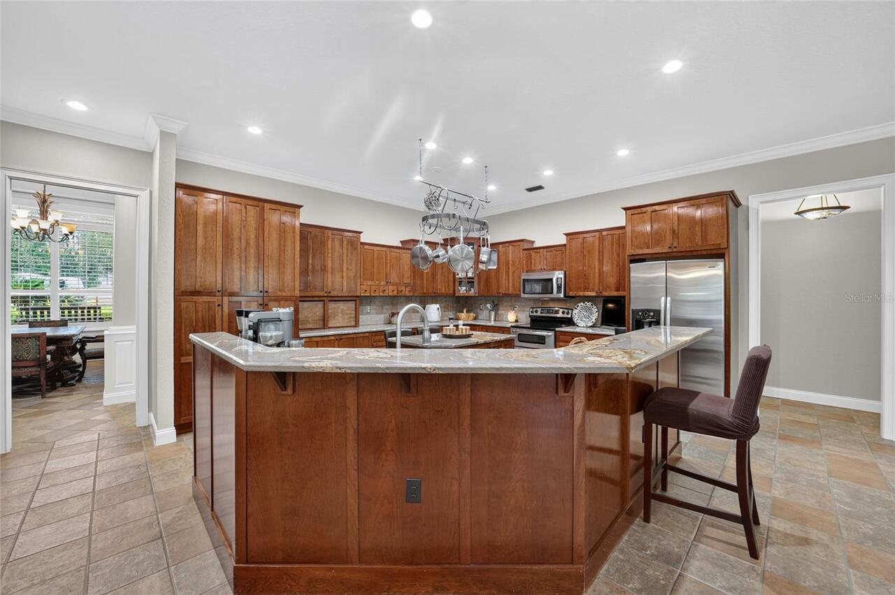Listing Photo 7