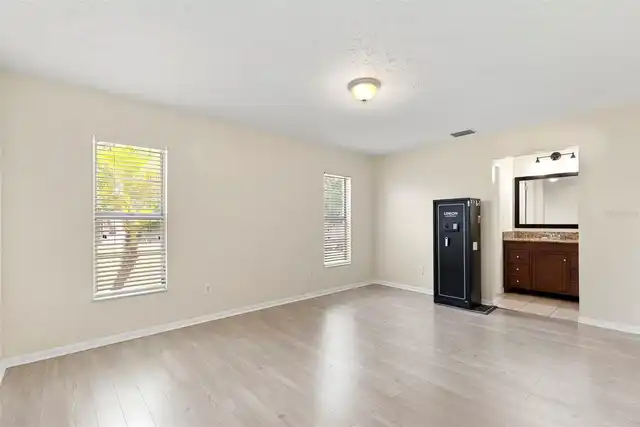 Listing Photo 35