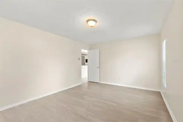 Listing Photo 37