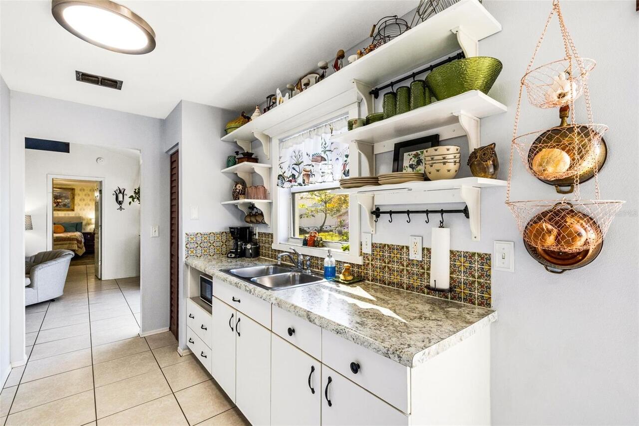 Listing Photo 9