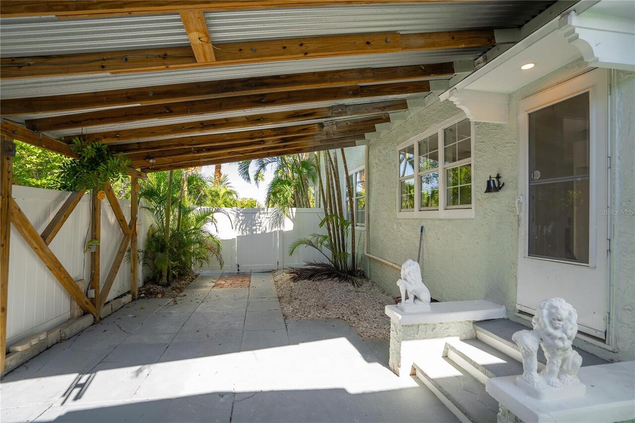 Listing Photo 9