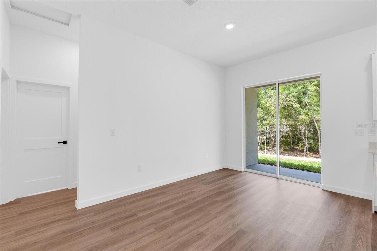 Listing Photo 35