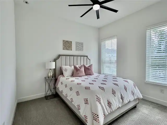 Listing Photo 32