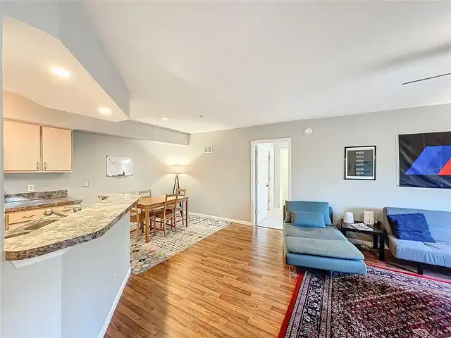 Listing Photo 7