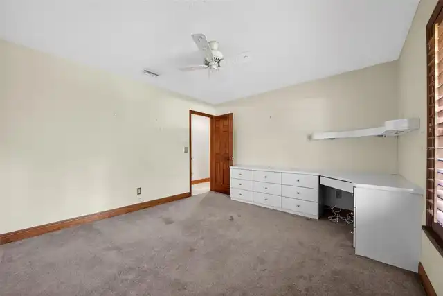 Listing Photo 37