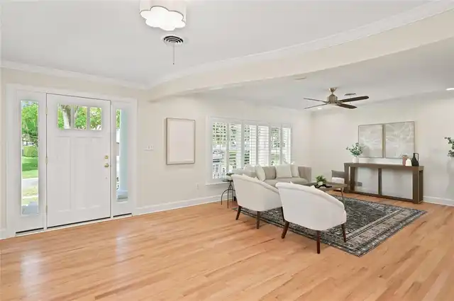 Listing Photo 6