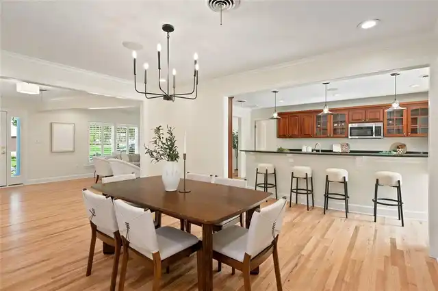 Listing Photo 17