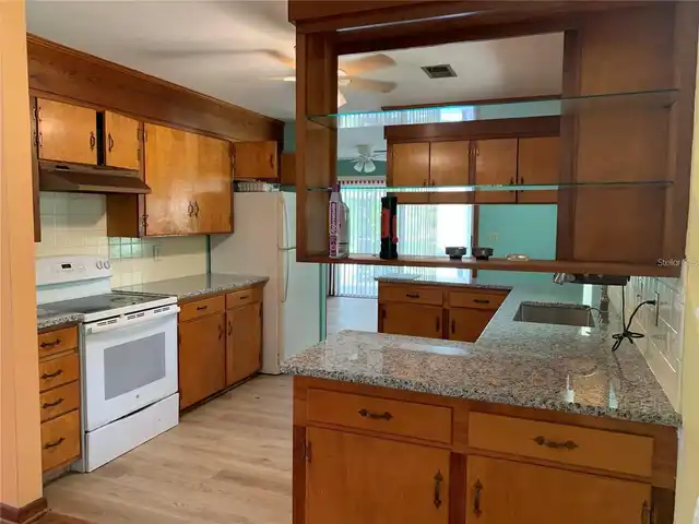 Listing Photo 13