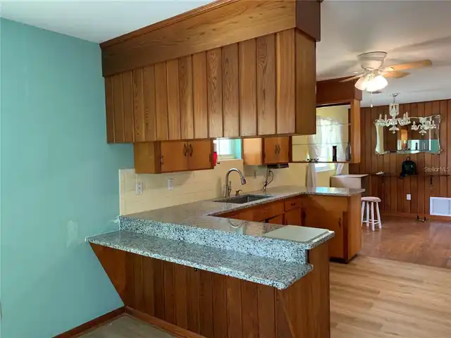 Listing Photo 16