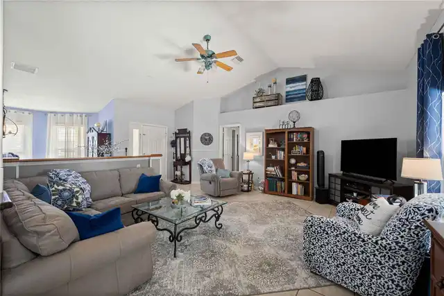 Listing Photo 21