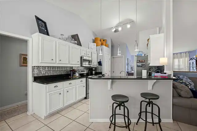 Listing Photo 22