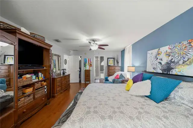 Listing Photo 33