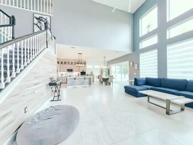 Listing Photo 9