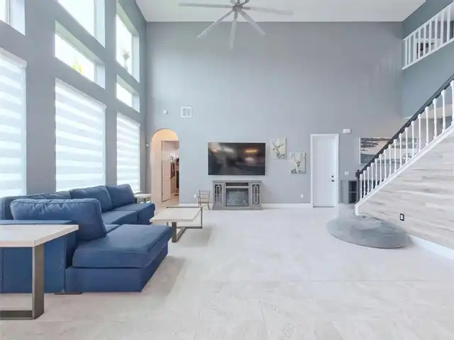 Listing Photo 18