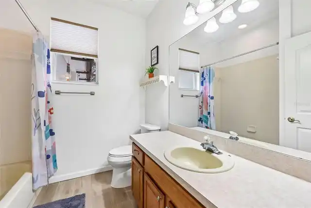 Listing Photo 25