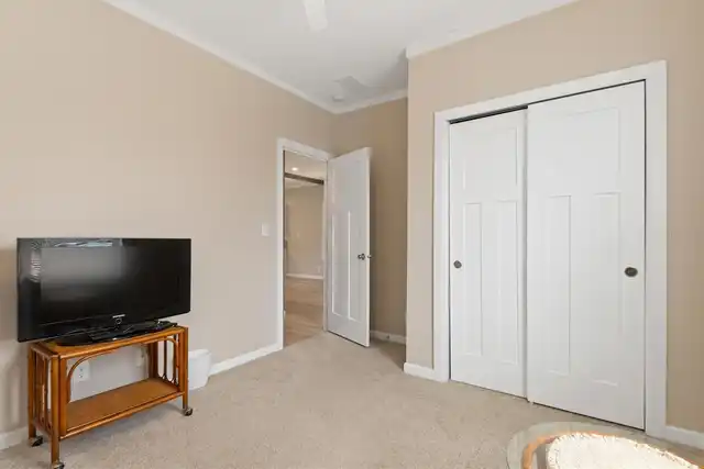 Listing Photo 20