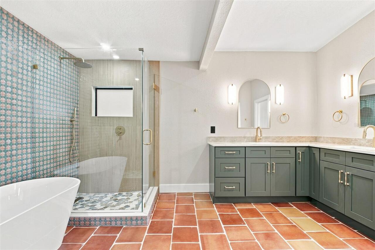 Listing Photo 25
