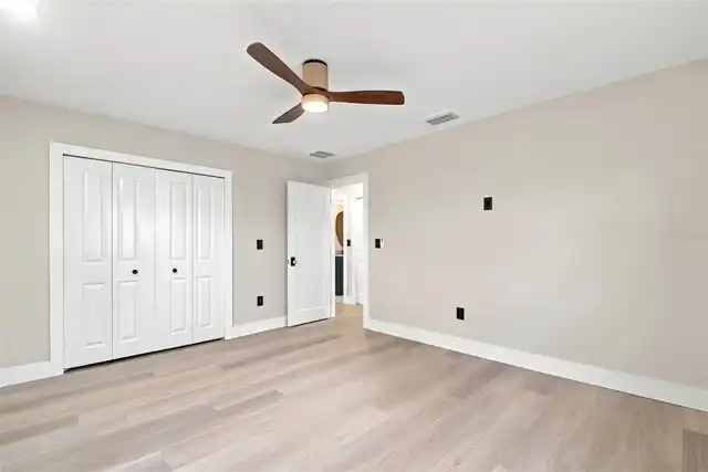 Listing Photo 42