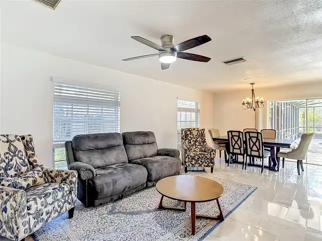 Listing Photo 23