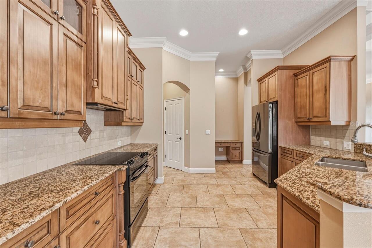 Listing Photo 17