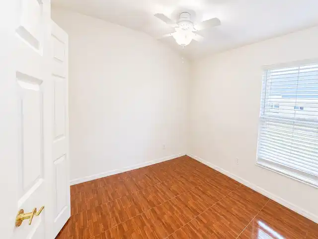Listing Photo 13