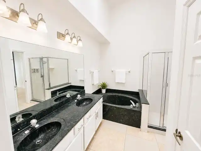 Listing Photo 16