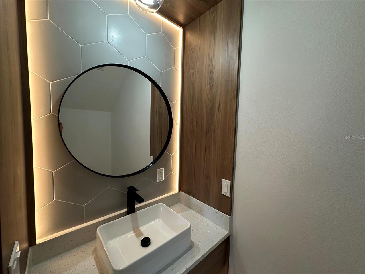 Listing Photo 6