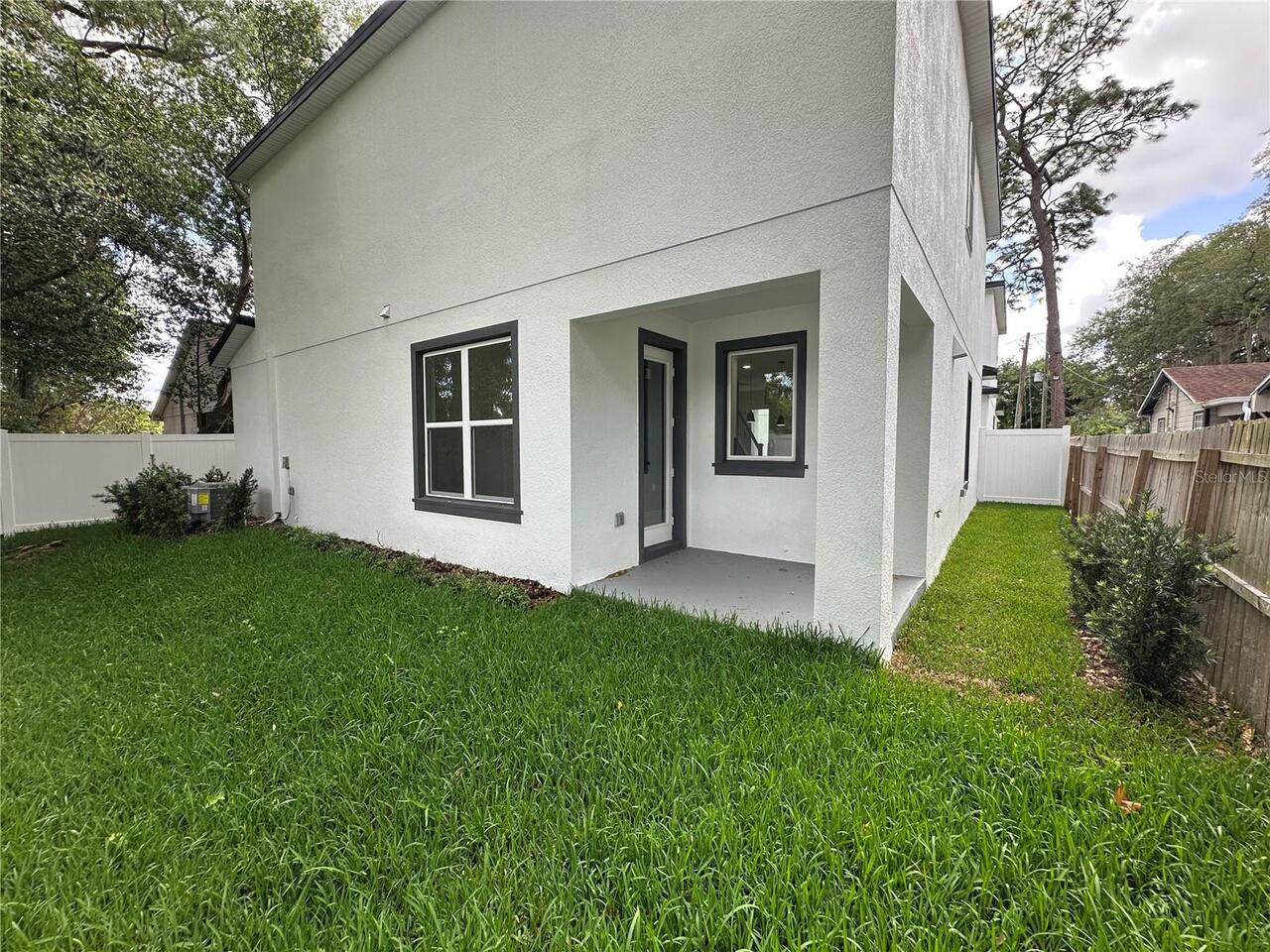 Listing Photo 15