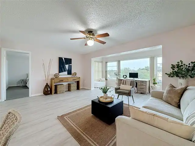 Listing Photo 15