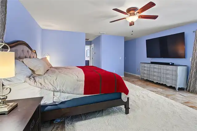 Listing Photo 19