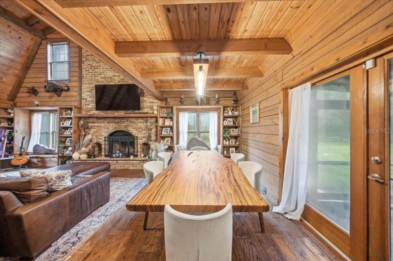 Listing Photo 17