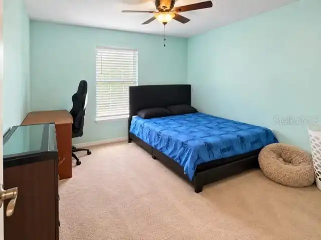 Listing Photo 10
