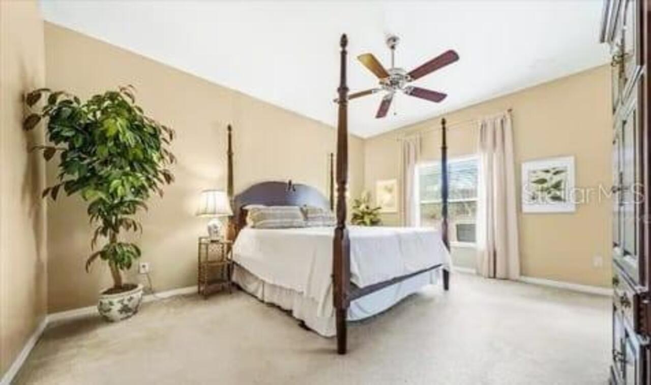 Listing Photo 9