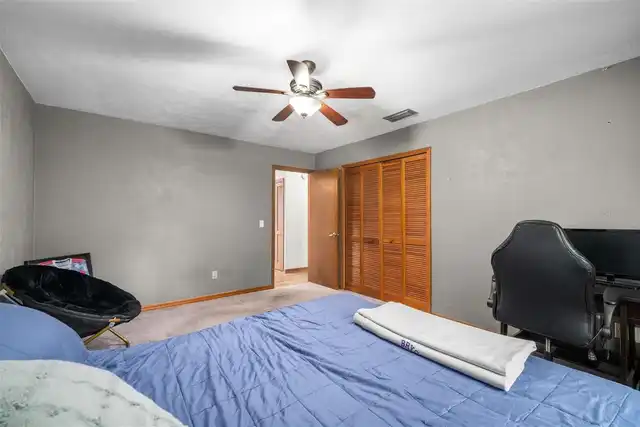 Listing Photo 19