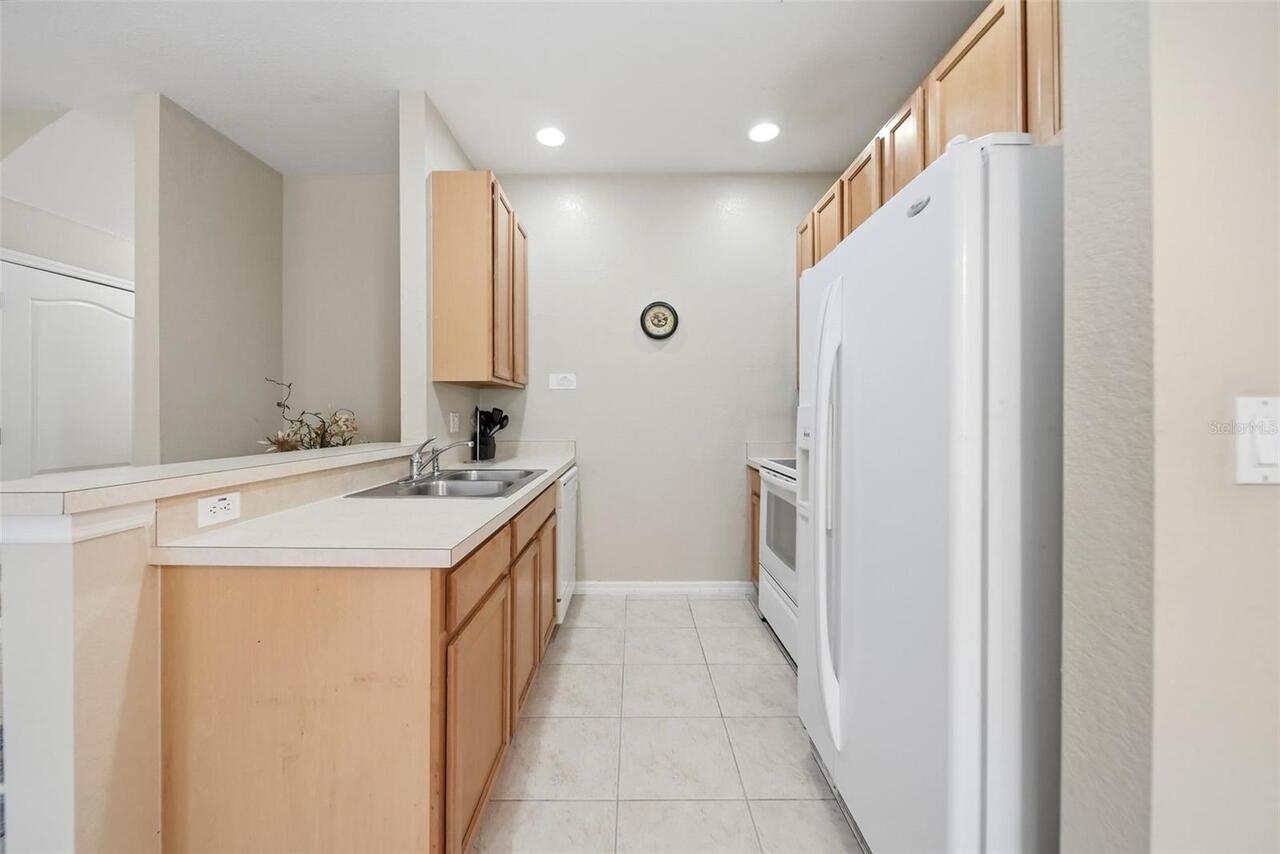 Listing Photo 9