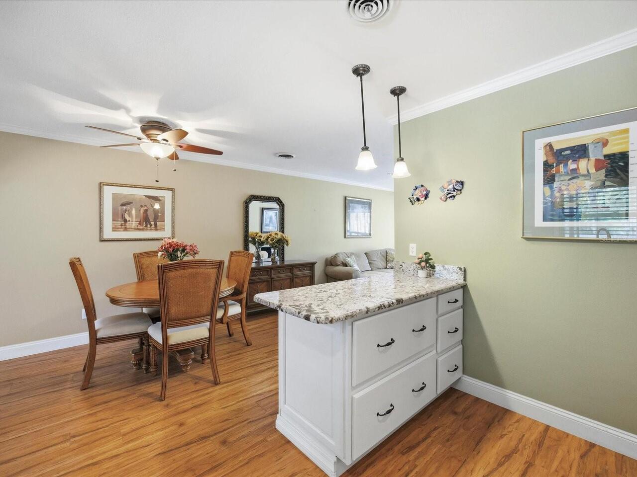 Listing Photo 7